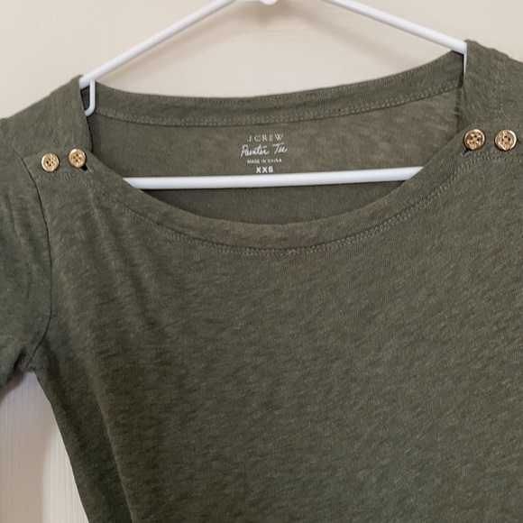 J.Crew Painter Boatneck Tee w Buttons 👩🎨 - Picture 2 of 2